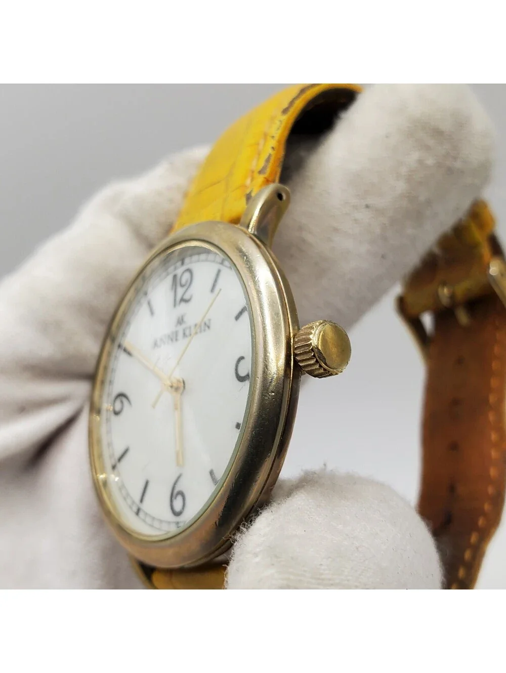 Anne Klein Quartz Womens Watch 36mm White Dial Gold Tone New Battery
